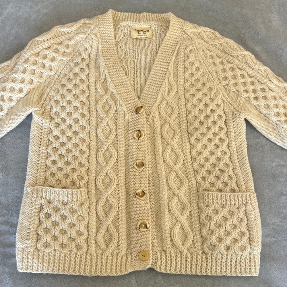 Brian Lees Textiles pure new wool made in Scotland cream cardigan sweater - Picture 2 of 7